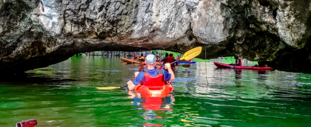 610x250_Cat_Ba_Kayaking_2